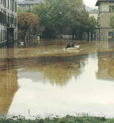 Trento, Torre verde. Alluvione 1966